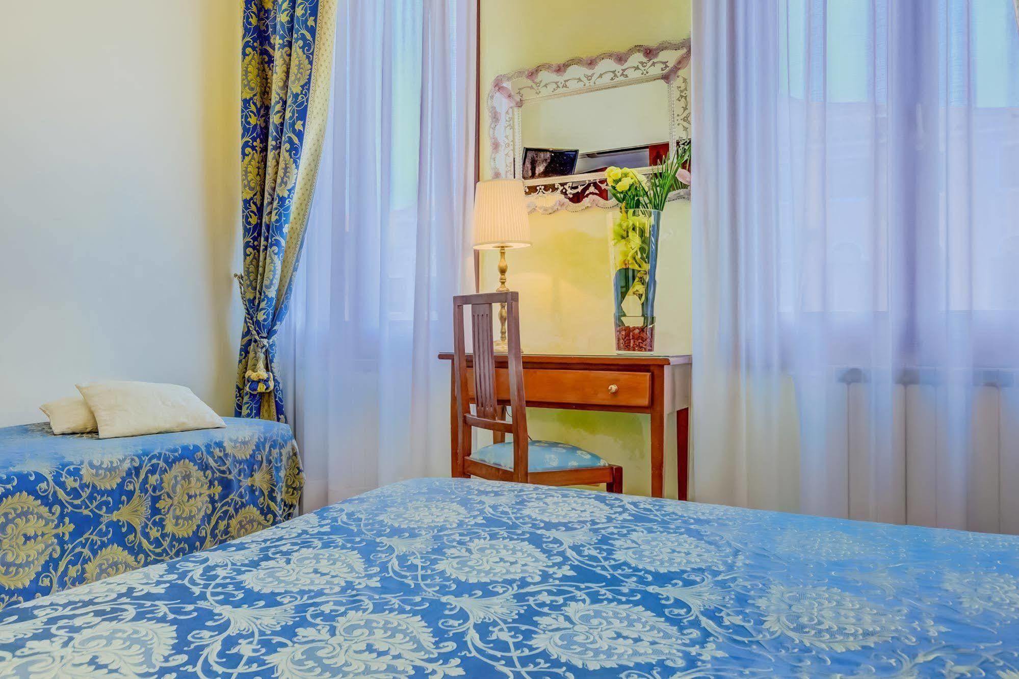 Hotel Hesperia Venedig Exterior foto